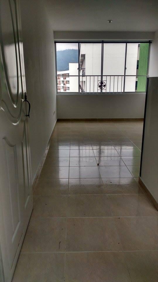 Arriendo apartamento en Azalia