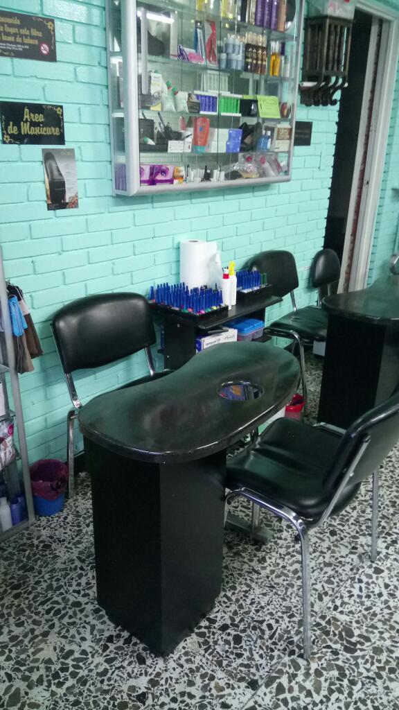 Se Vende Hermosa Peluquería