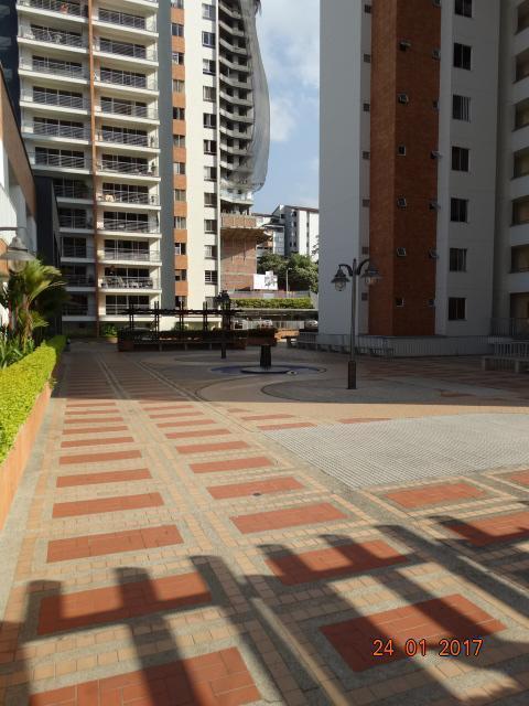 HERMOSO APARTAMENTO TORRES DEL CLUB