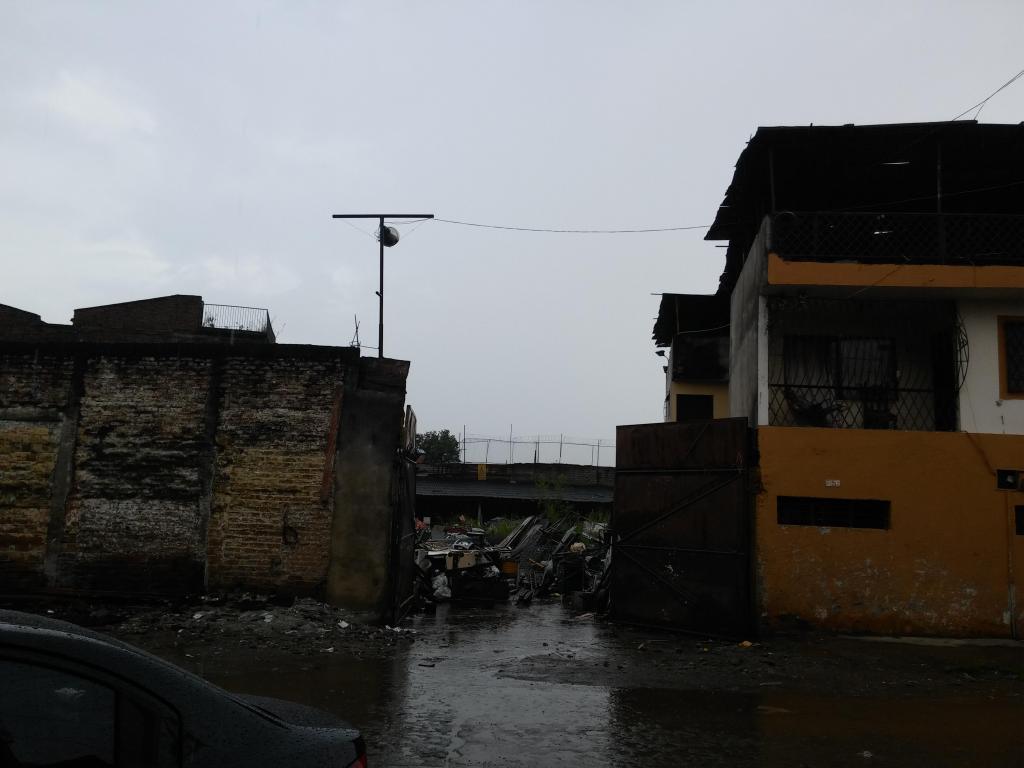 ¡¡BODEGA PARA CHATARRERA. CARTÓN TUBOS ARRIENDO¡¡¡