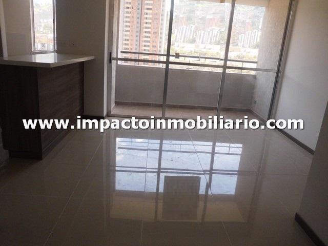 EN ALQUILER APARTAMENTO EN COLORES COD. 10473 ds