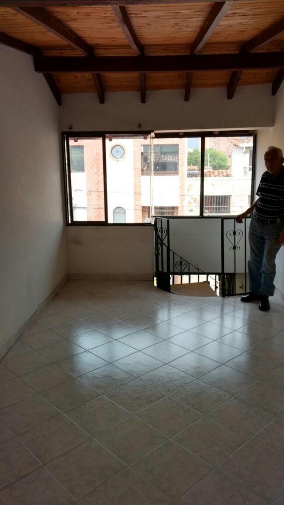 Vendo Casa Sector Belén Aliadas