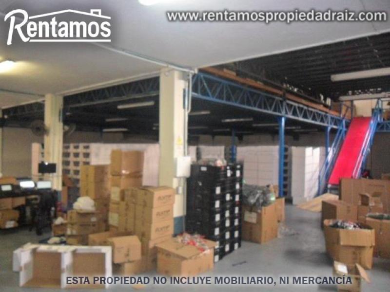 Cod. ABRPR4816 Bodega En Arriendo En