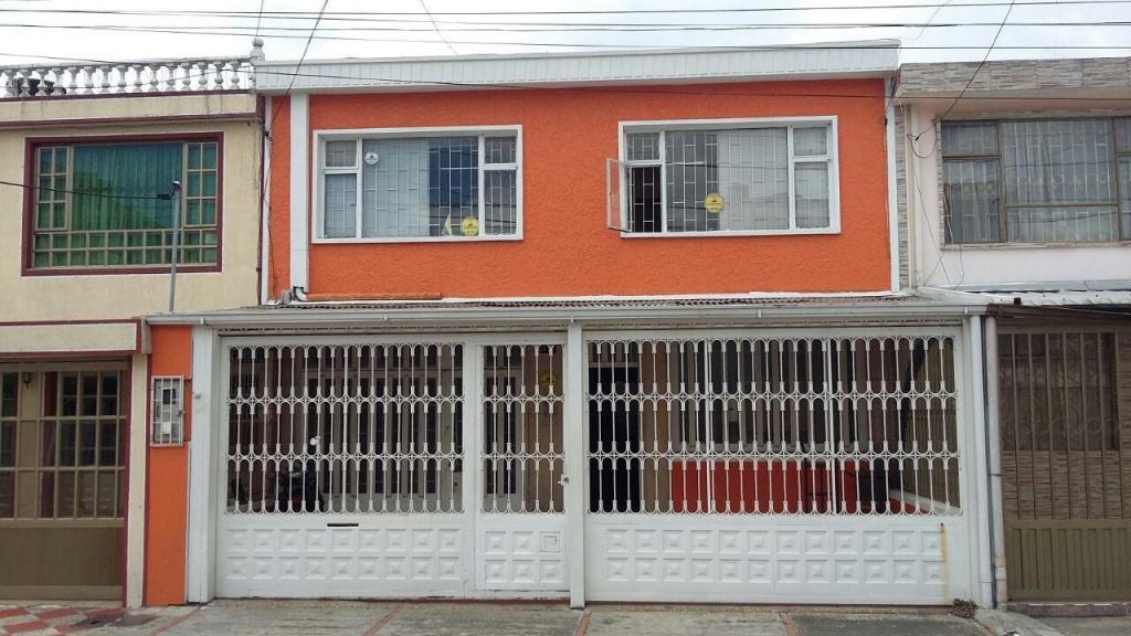 vendo casa comercial o para vivienda en Santa Isabel Bogota