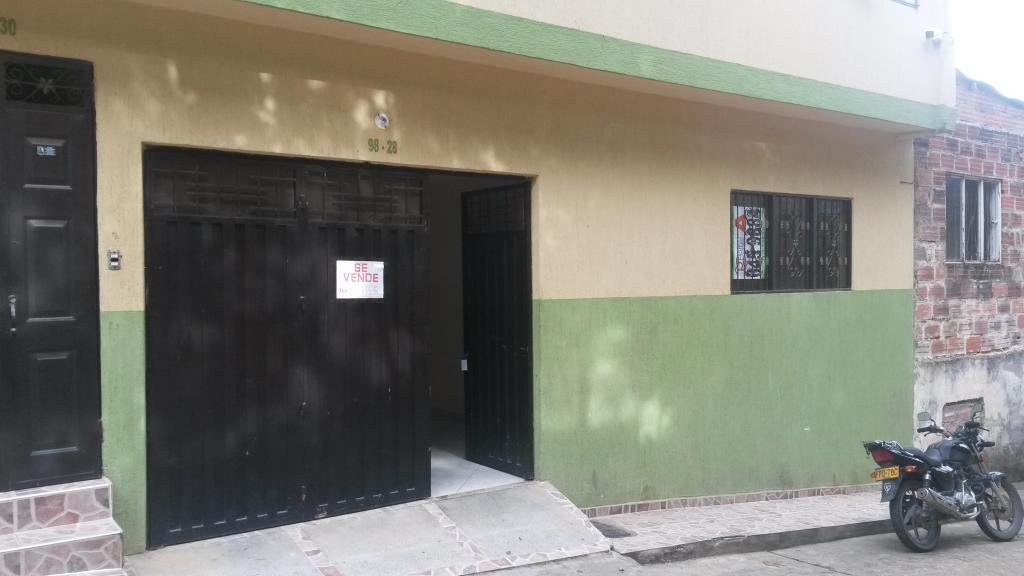 APARTAMENTO EXCELENTE PRIMER PISO BARRIO PEDREGOSA