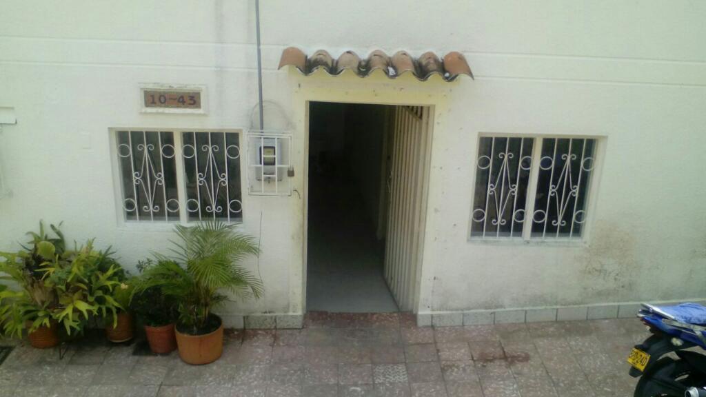 Arriendo Casa con Servicios Diviso Pinos