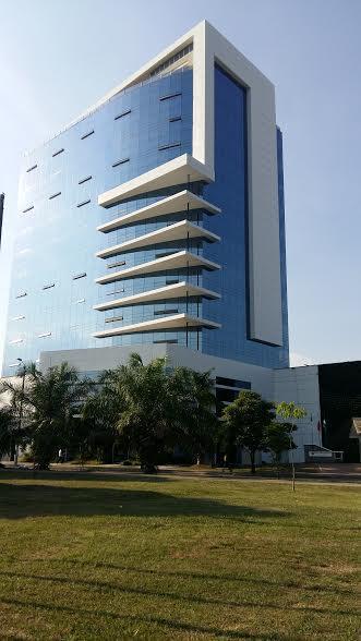 SE ALQUILA EXCELENTE OFICINA DE 97 M2 EN EL SUR DE