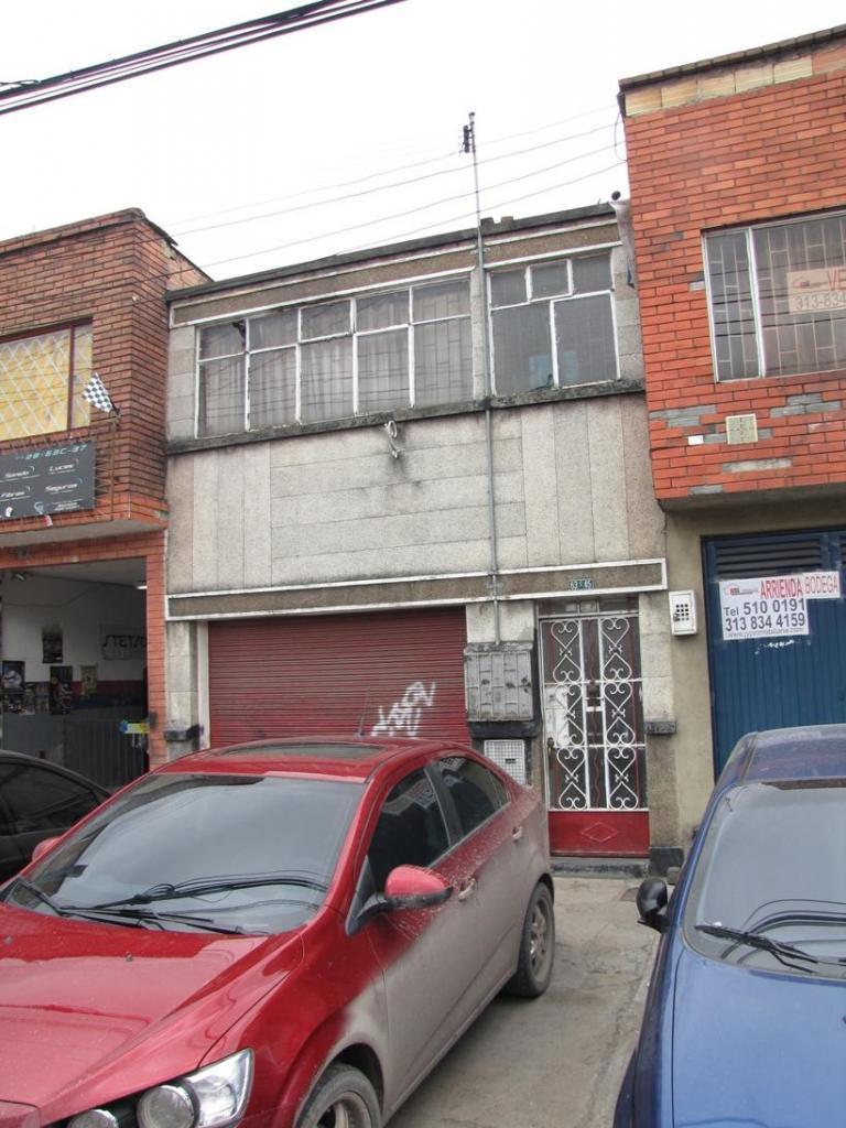 ARRIENDO CASA EN BOGOTA CHAPINERO A843