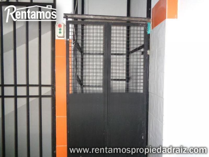 Cod. ABRPR5095 Local En Arriendo En  Centro