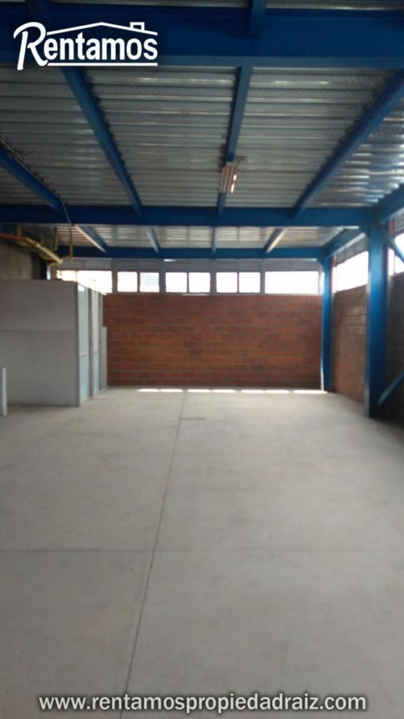 Cod. ABRPR5152 Bodega En Arriendo En Medellin Trinidad