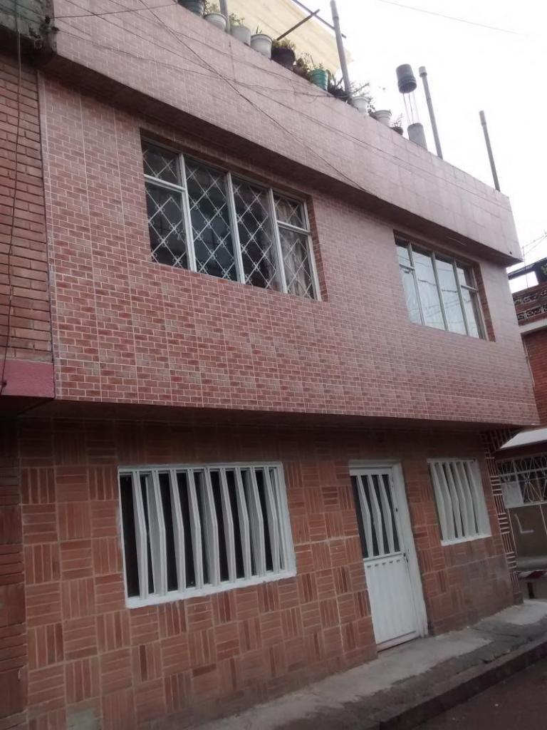 Cod. VBBRE1739 Casa En Venta En Bogota Gran Britalia