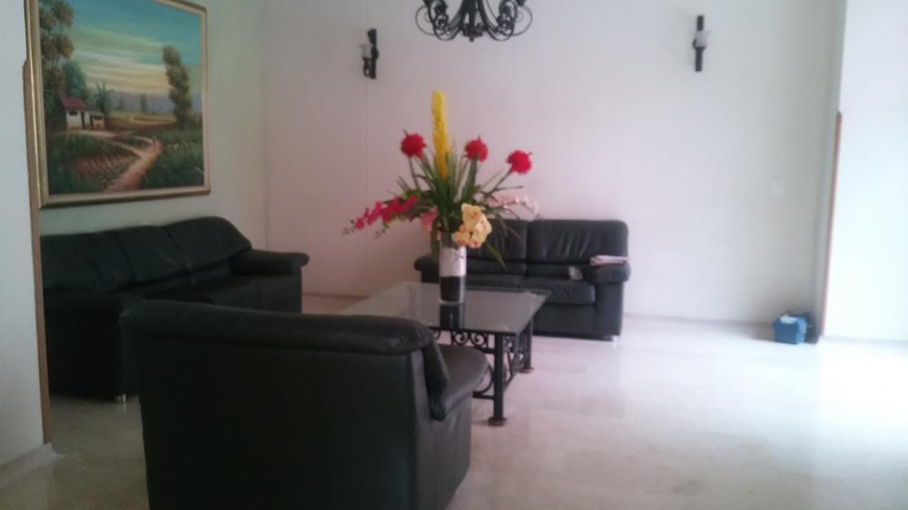 APARTAMENTO EN ARRIENDO EN CABECERA