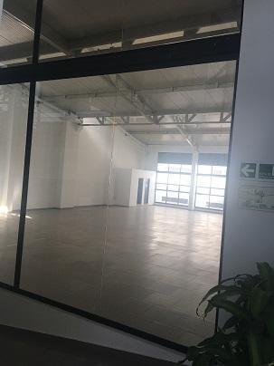 Arriendo Bodega en el Centro empresarial Calle 37