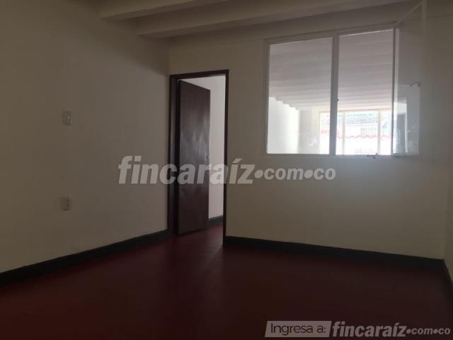 ARRIENDO CASA FONTANA