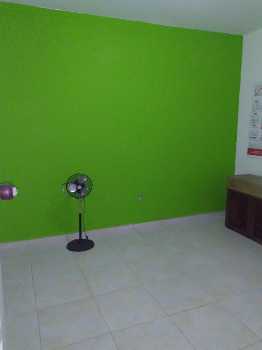 SE ARRIENDA HABITACIÓN