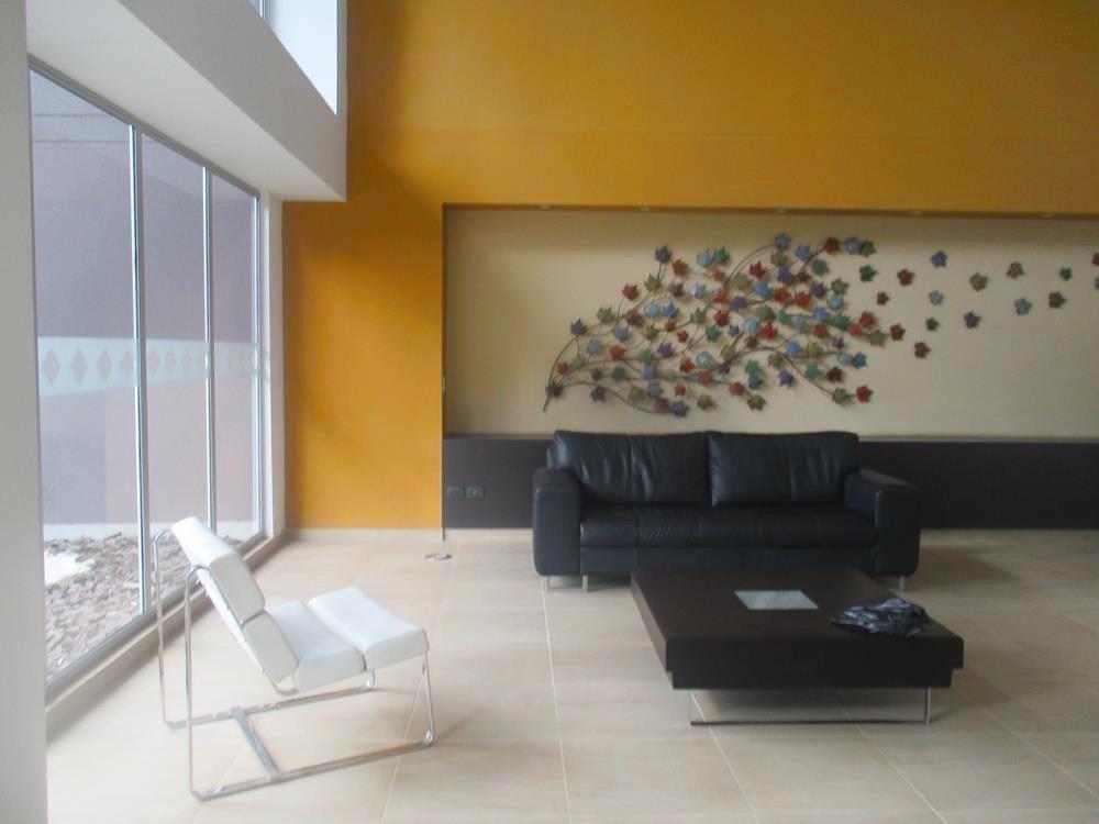 APARTAMENTO EN ARRIENDO EN