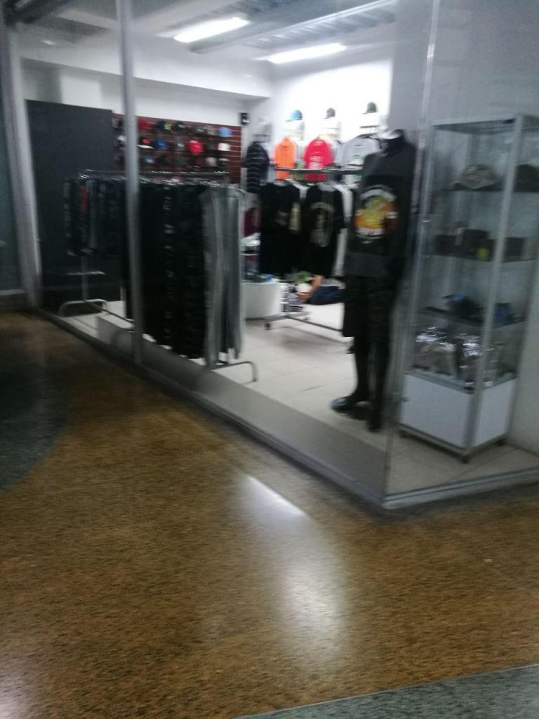 VENDO LOCAL EN CENTRO COMERCIAL LAGO PLAZA II