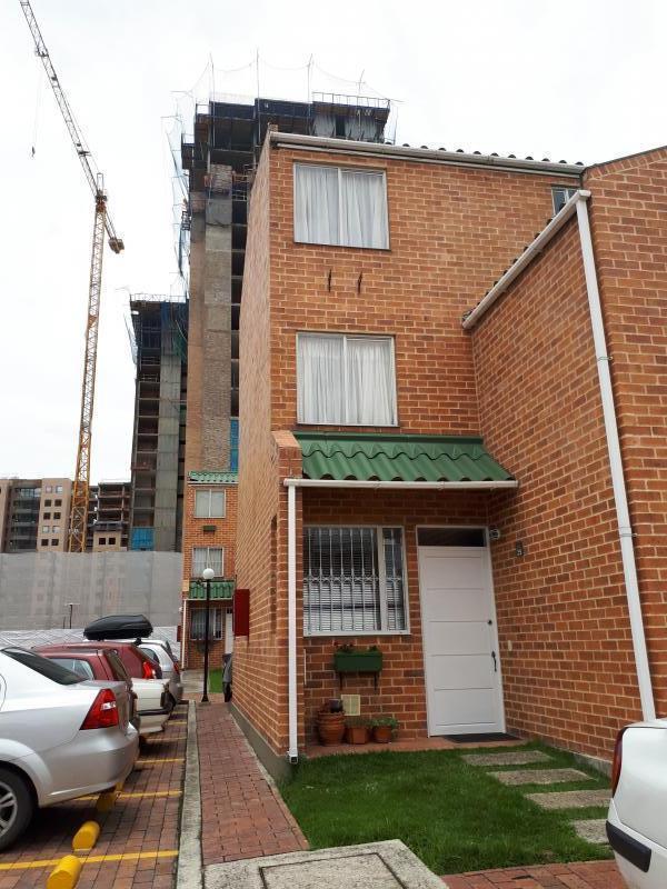 Cod. ABARC2715 Casa En Arriendo En Bogota Mazurén