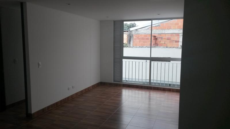 Cod. ABCYF19295 Apartamento En Arriendo En Bogota Aranjuez