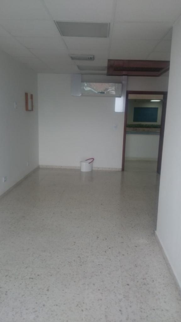 Cod. ABDOM295 Consultorio En Arriendo En  Departamental