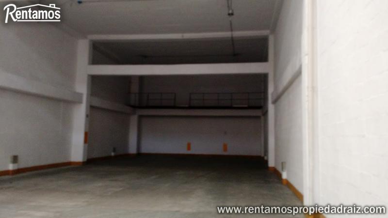 Cod. ABRPR5211 Bodega En Arriendo En  La Troja