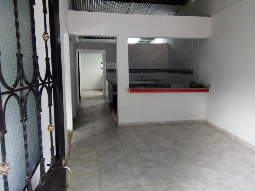 Arriendo Casa. En.