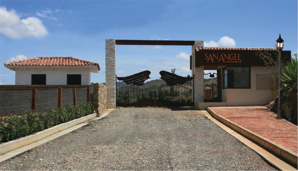 Compre casa, lote o invierta en el Condominio San Ángel en Villa de Leyva
