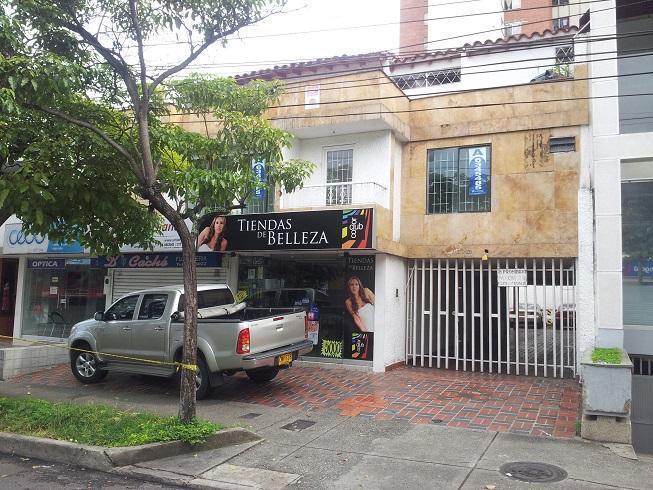 SE ARRIENDA APARTAMENTO CABECERA