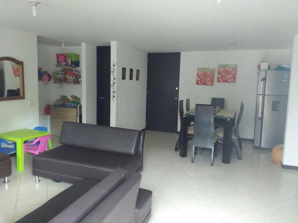 APARTAMENTO PISO 1  EL TRIANON