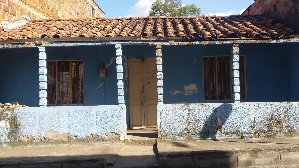 Casa Lote en Itagui con Planos Aprobados