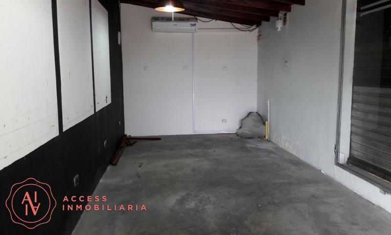 Cod. ABACC853 Local En Arriendo En Medellin Poblado