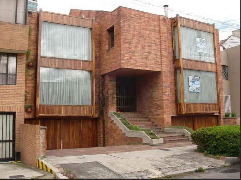 Cod. ABCYF18713 Casa En Arriendo En Bogota Santa BarbaraUsaquén