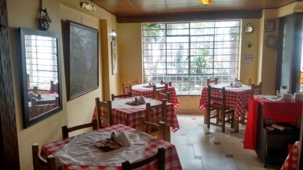 Se vende restaurante, sector empresarial, barrio San Felipe