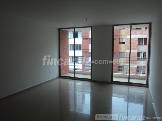 APARTAMENTO EN ARRIENDO