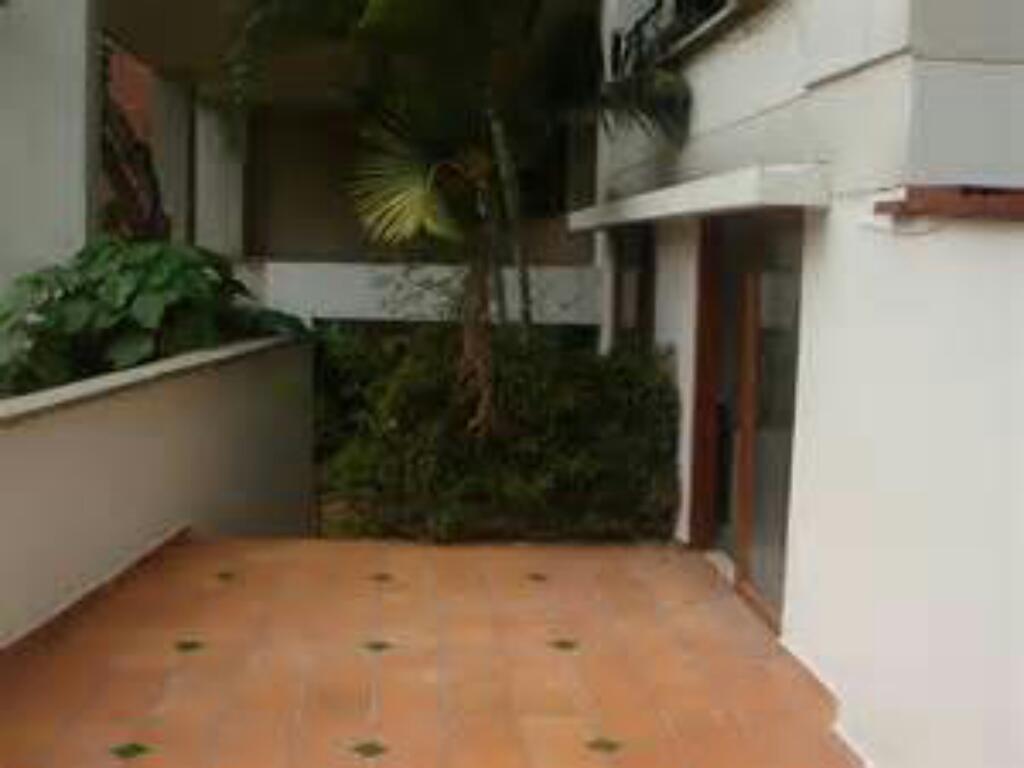 Arriendo Habitaciones en Cabecera Full