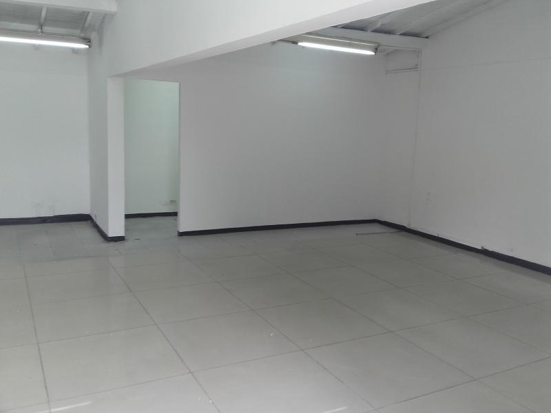 Cod. ABPRB291581 Local En Arriendo En Medellin Laureles