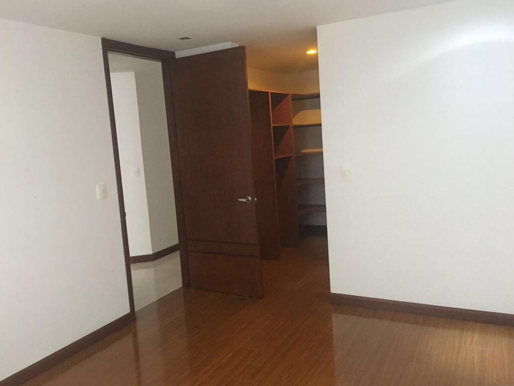 Se vende apartamento en  Pinares wasi_310183 raiz2inmobiliaria