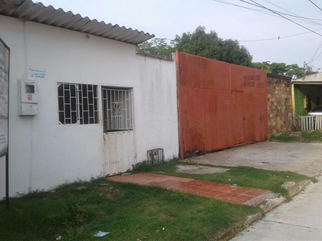 VENDO LOTE DE 20X45 DE FONDO..PRECIO NEGOCIABLE. unico dueño