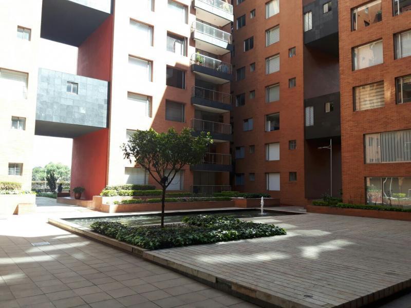 Cod. ABEST1017 Apartamento En Arriendo En Bogota Salitre