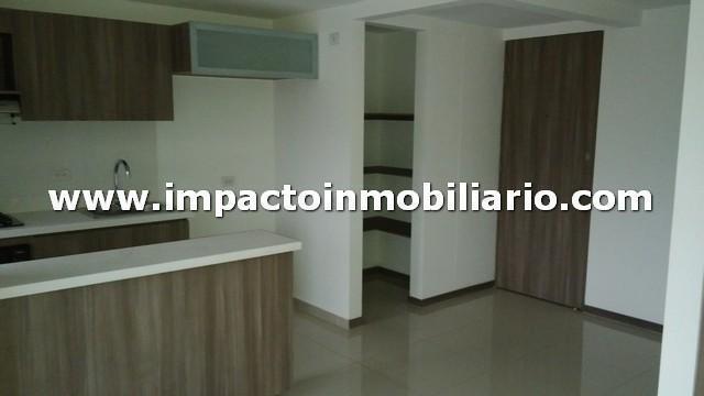 EN ALQUILER APARTAMENTO EN LOS COLORES COD. 10491