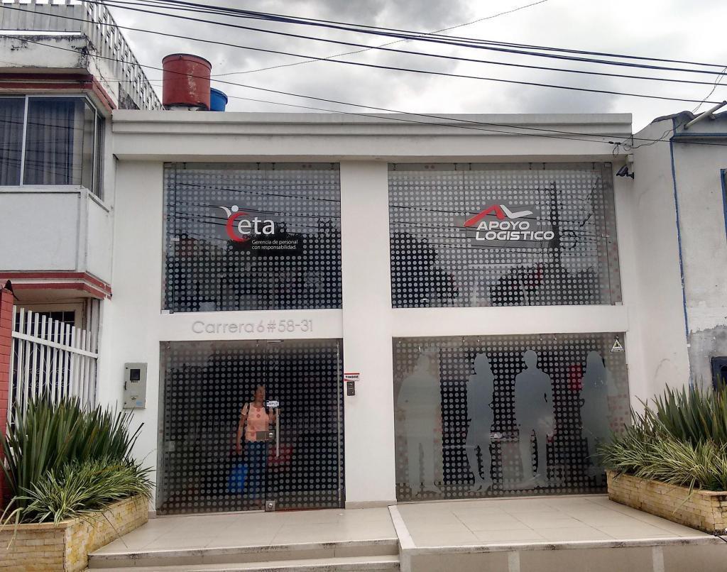 Oficina Ubicada en Sector de Mayor Desarrollo Comercial de Ibague, cerca a Panamericana y Clinica Saludcoop