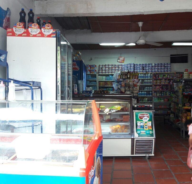 Local Comercial con Apartanento Cucuta
