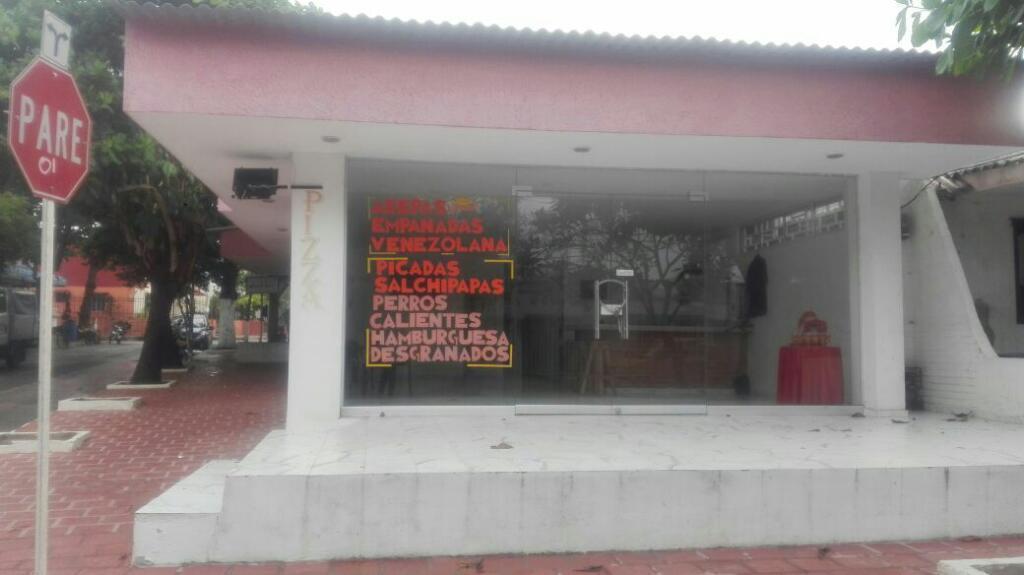 Arriendo Restaurante en Barrio San Salva