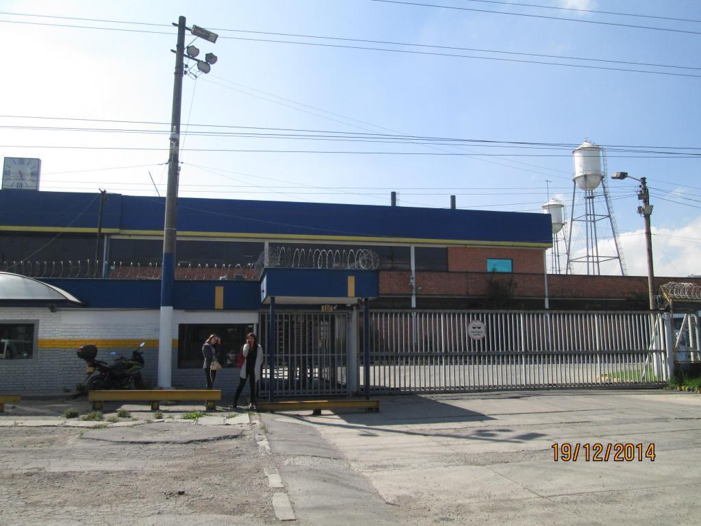 Planta Industrial en Chusacá