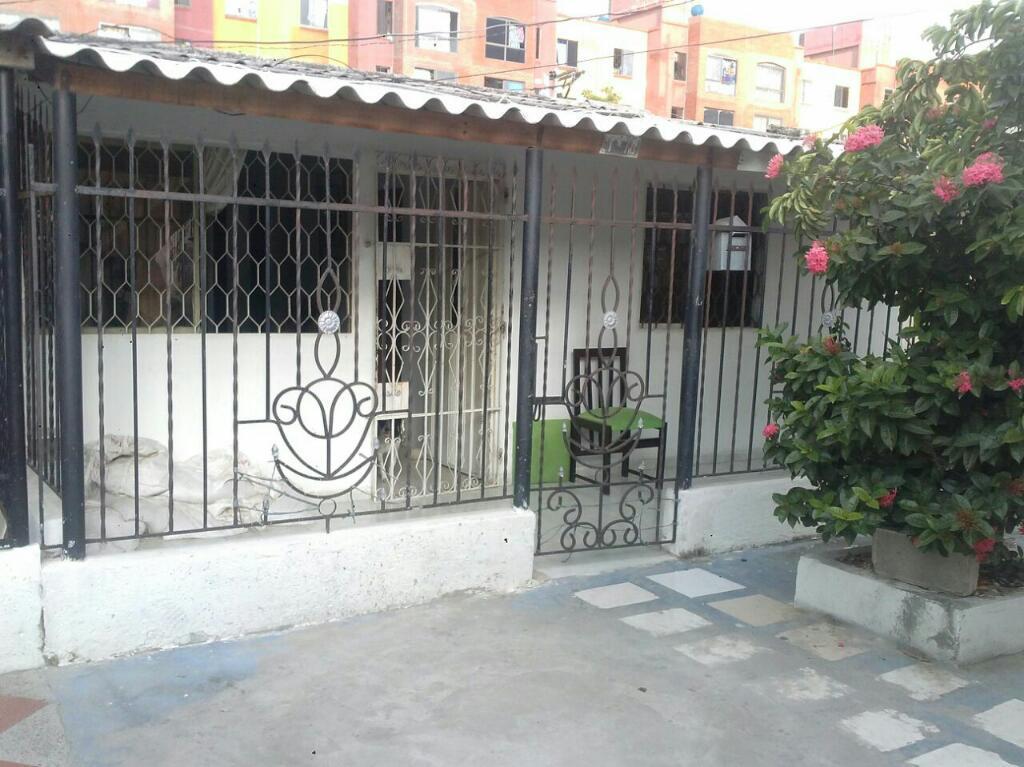 VENDO CASA CIUDADELA 20 DE JULIO