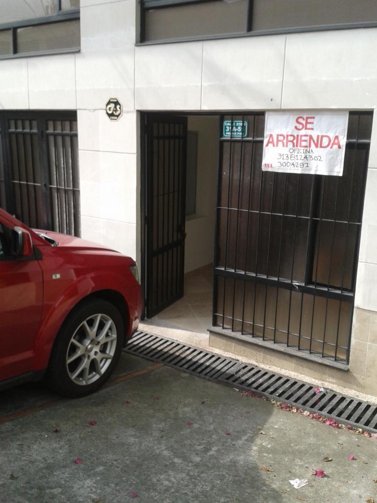 ARRIENDO OFICINA CALLE 26 CRA 30