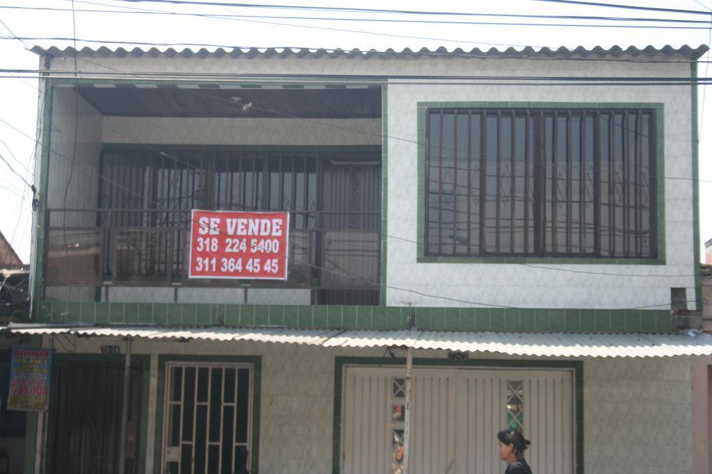 VENDO CASA SEGUNDO 2° PISO BARRIO JORGE ELIECER GAITAN