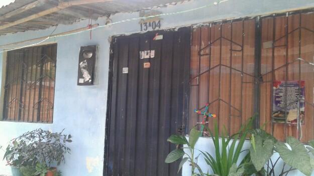 vendo casa lote en el barrio lpinos de vella vista de   colombia